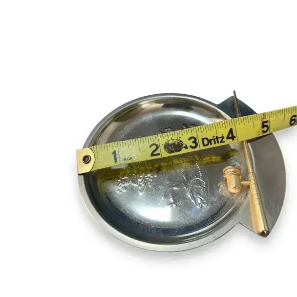 Vintage Metal Ashtray or Coaster, Bass Fishing pole Silver gold 4.5” wide Taiwan - Picture 5 of 5